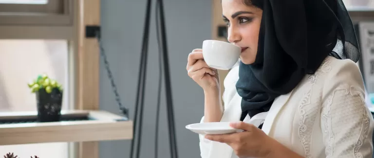 ​4 herbal tea rituals to help you find mindfulness every day