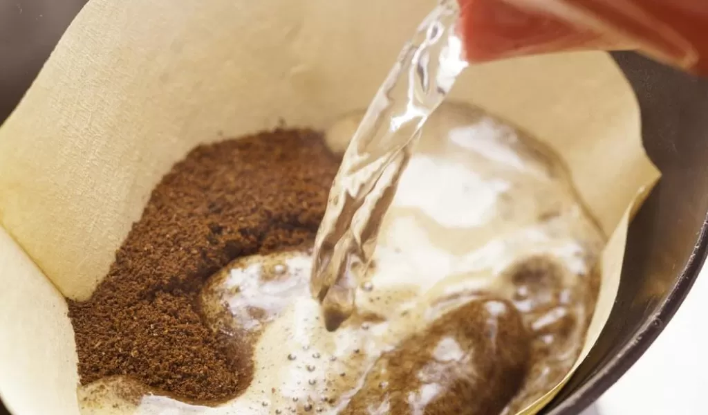 Batch filter coffee brewing